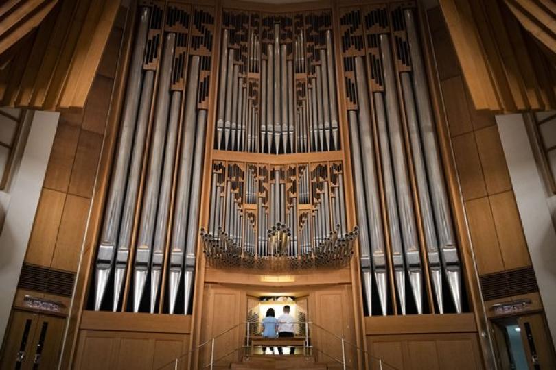 矗立卅年 滿載樂與情