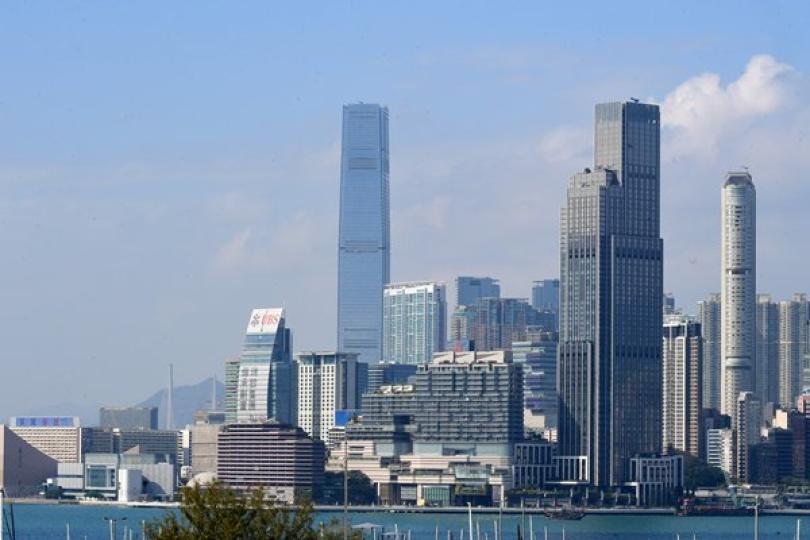 增撥資源 重建香港樞紐地位