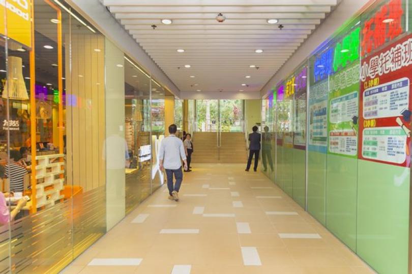 房委會延長零售工廈單位減租期